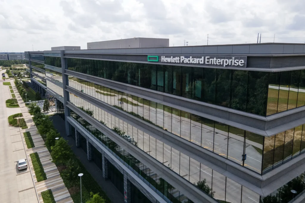 Hewlett Packard Enterprise (HPE)